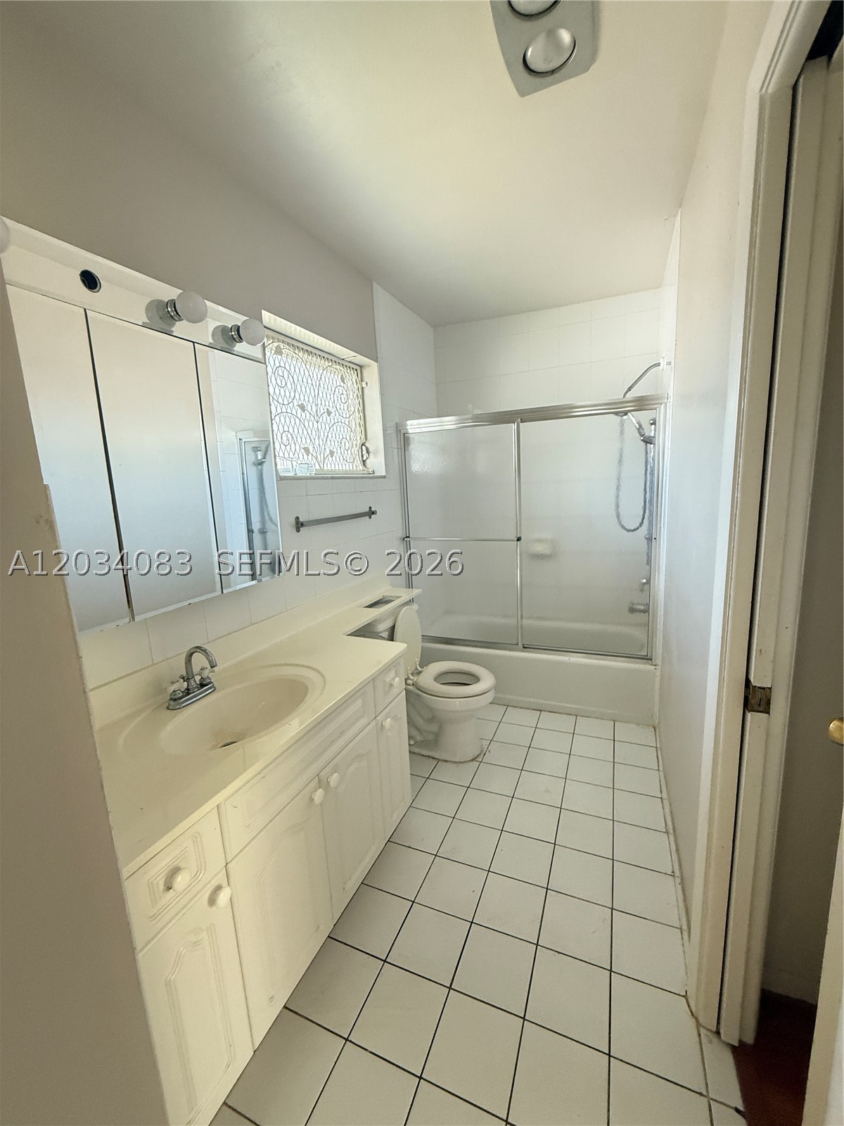 SHERIDAN LAKES CONDO APTS - Residential