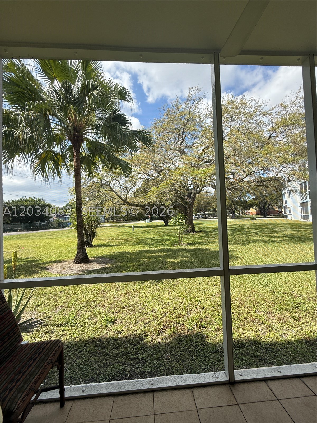 SHERIDAN LAKES CONDO APTS - Residential