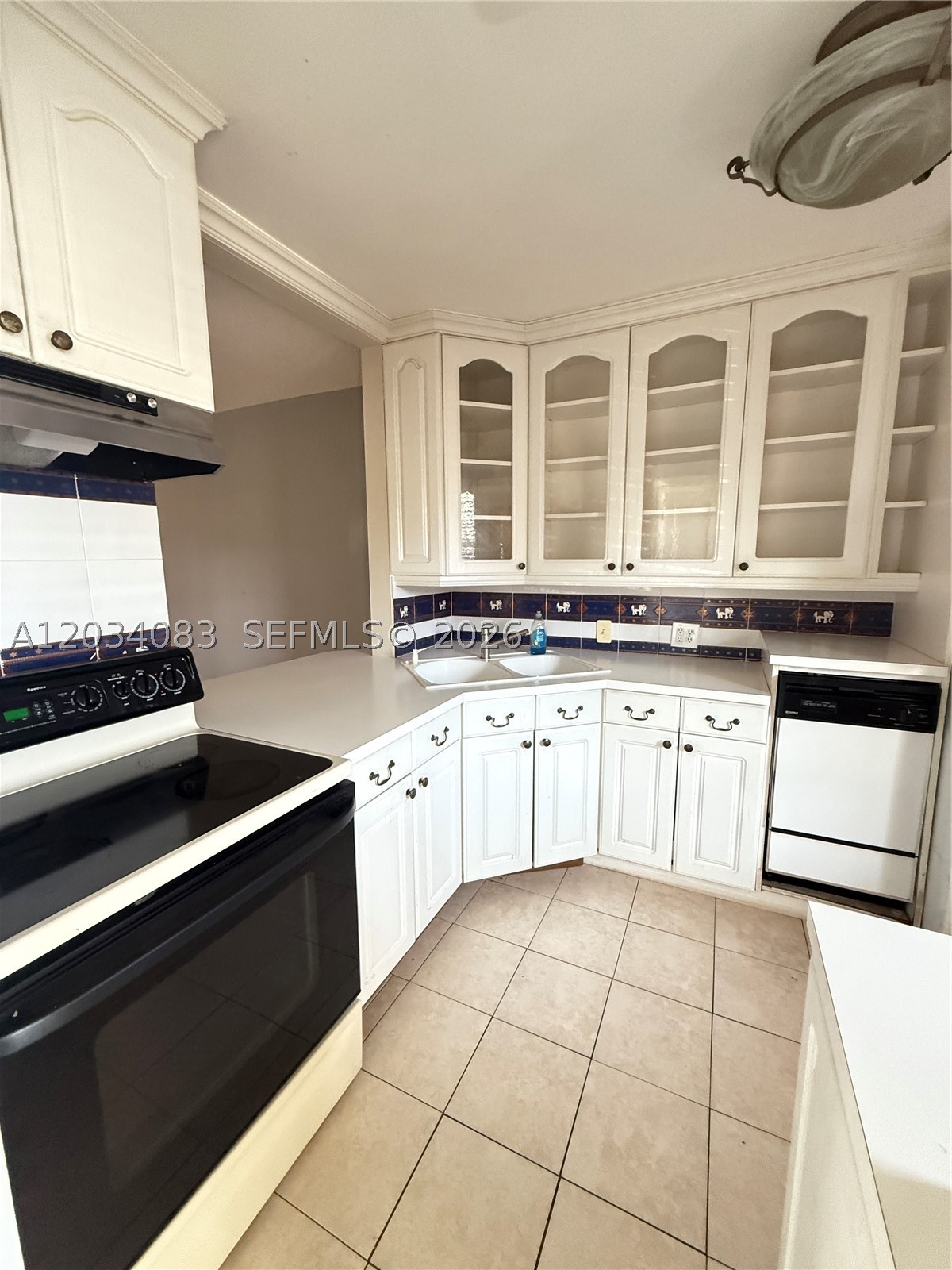 SHERIDAN LAKES CONDO APTS - Residential