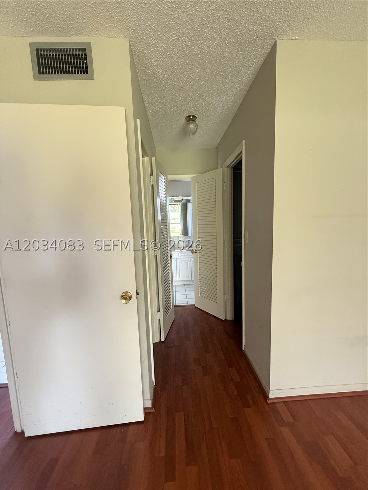SHERIDAN LAKES CONDO APTS - Residential