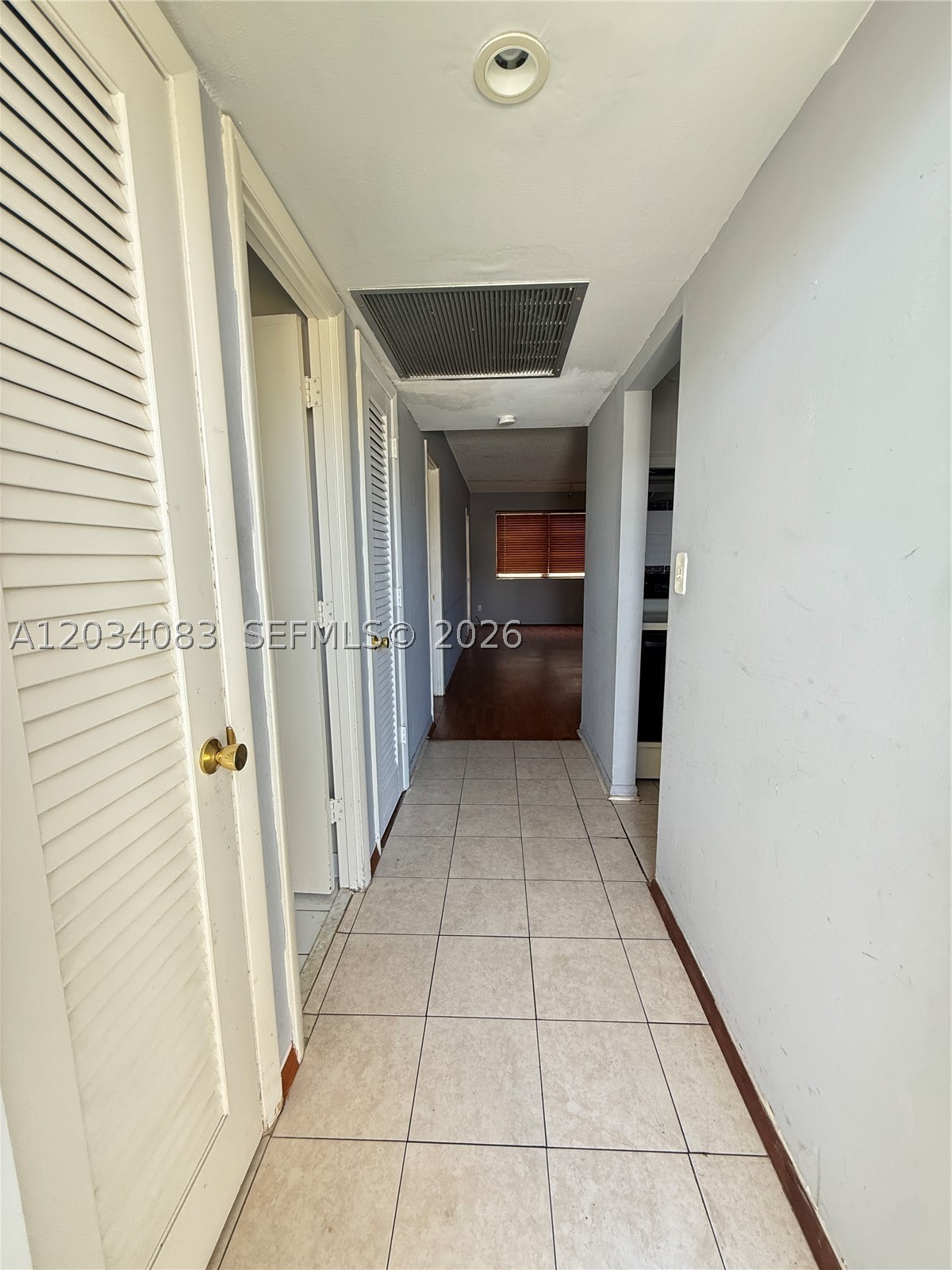 SHERIDAN LAKES CONDO APTS - Residential