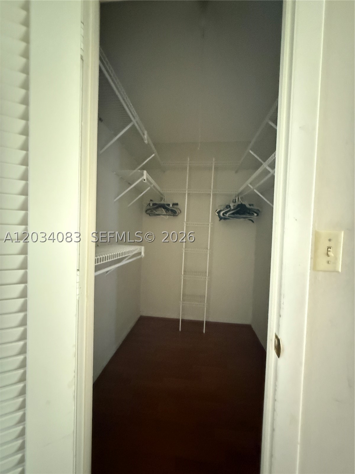 SHERIDAN LAKES CONDO APTS - Residential