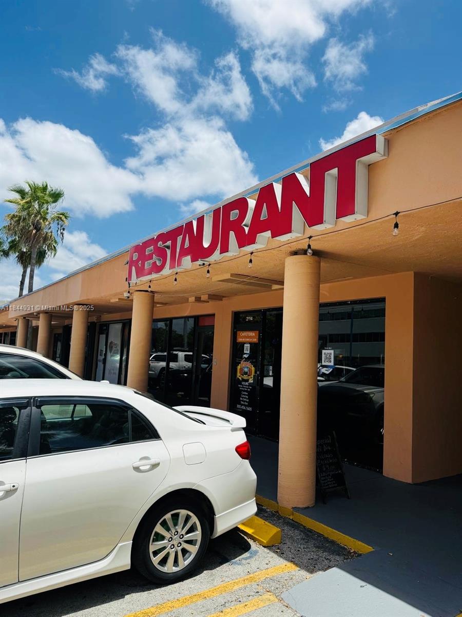 Prime Location! Restaurant for Sale

Come and discover this hidden gem with a loyal customer base and excellent reputation.

Located just minutes from Palmetto Hospital, hotels, offices, schools, highways, and much more!
All appointments will be made in advance. ?? Do not disturb.

Thank you for your understanding.




The price is perfect to make your family dream come true and take this beautiful restaurant to the next level.



Plus, the owner is ready to guide you through everything you need to know, so you can take this step with confidence—your investment won’t be in vain.


The air conditioning unit was recently replaced and is part of the business property.


Don’t miss this opportunity to own a growing, well-established business!