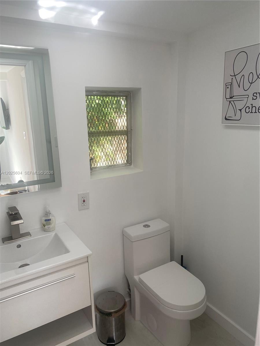 PALM VIEW SUB - Residential Lease