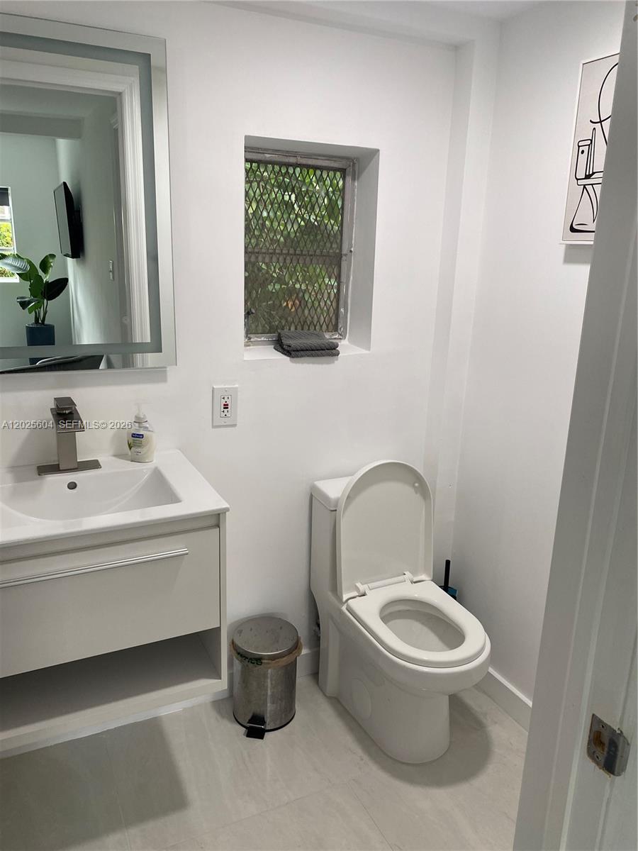 PALM VIEW SUB - Residential Lease
