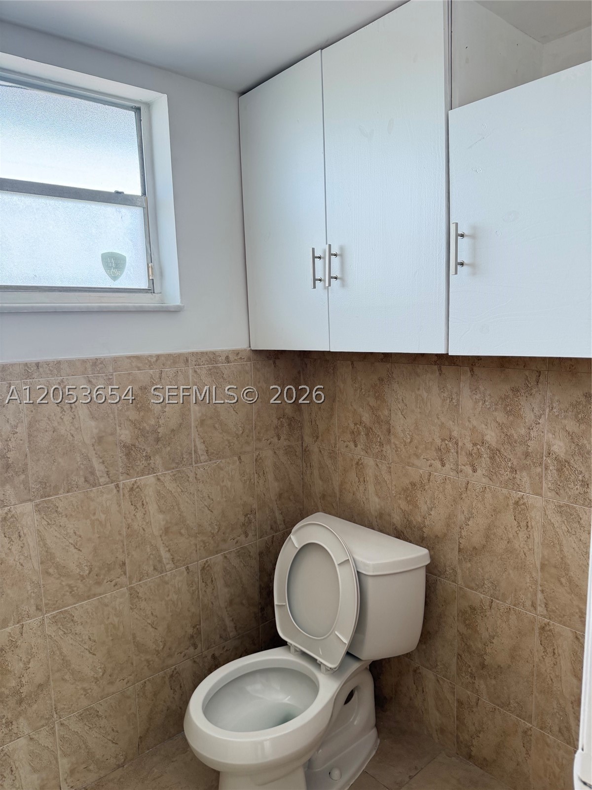 EL CONQUISTADOR SOUTH CON - Residential Lease