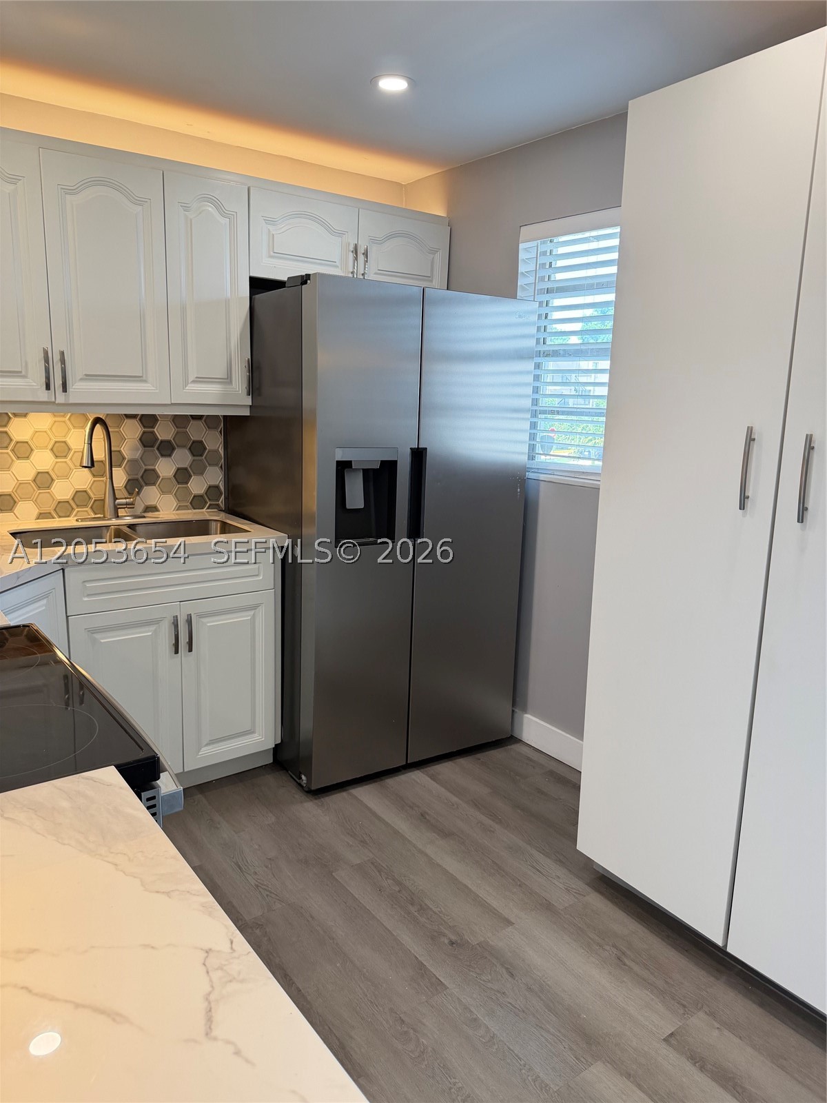 EL CONQUISTADOR SOUTH CON - Residential Lease