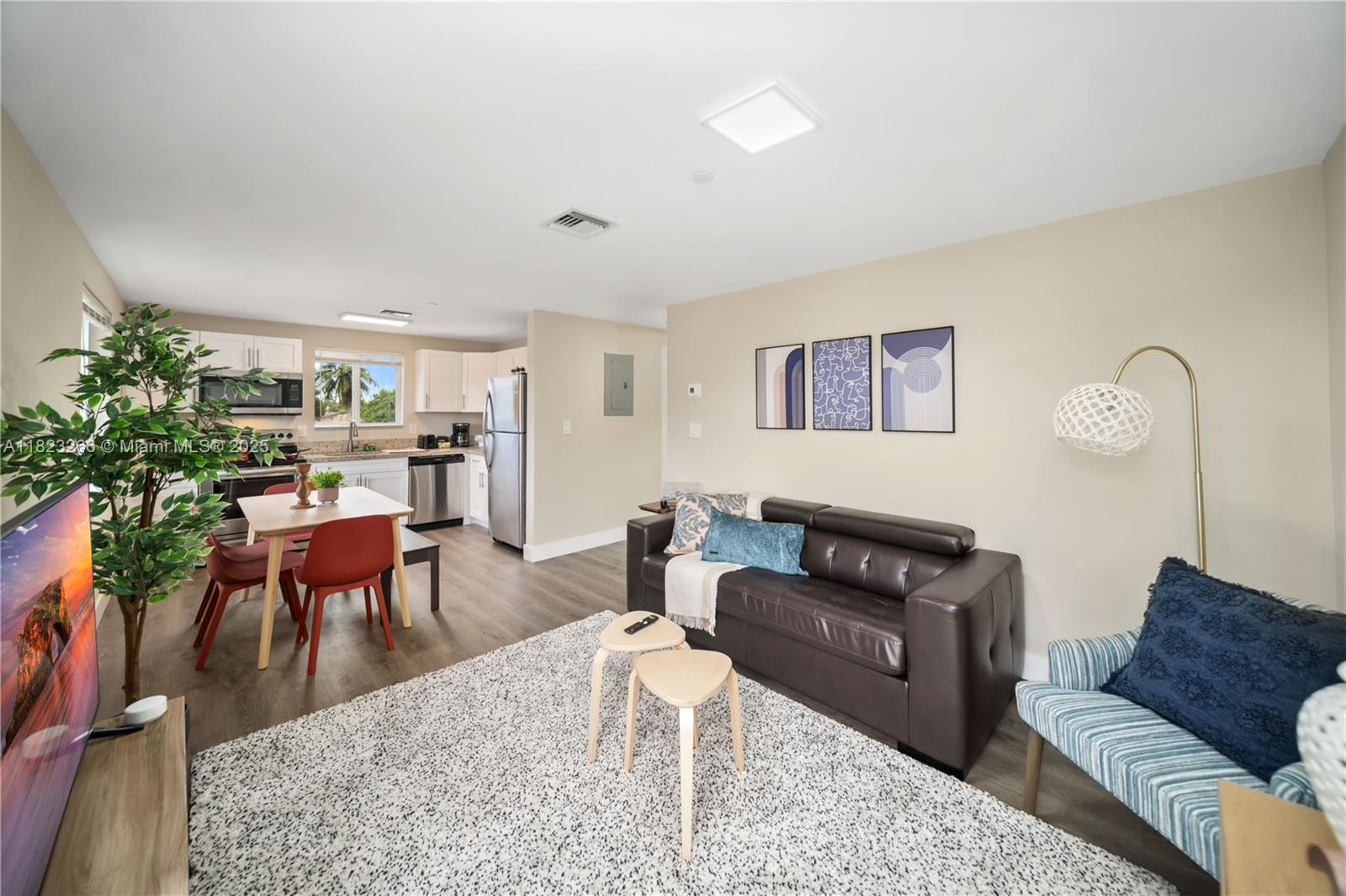 HOLLYWOOD PARK - Residential Income