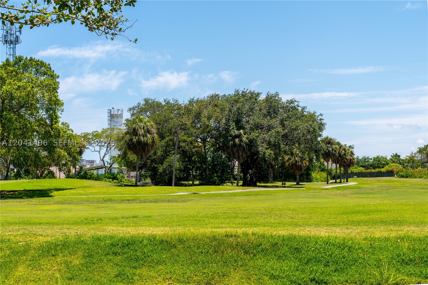 SANDPIPER POINT - Residential
