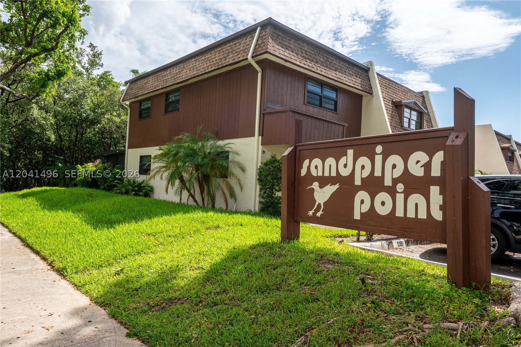 SANDPIPER POINT - Residential