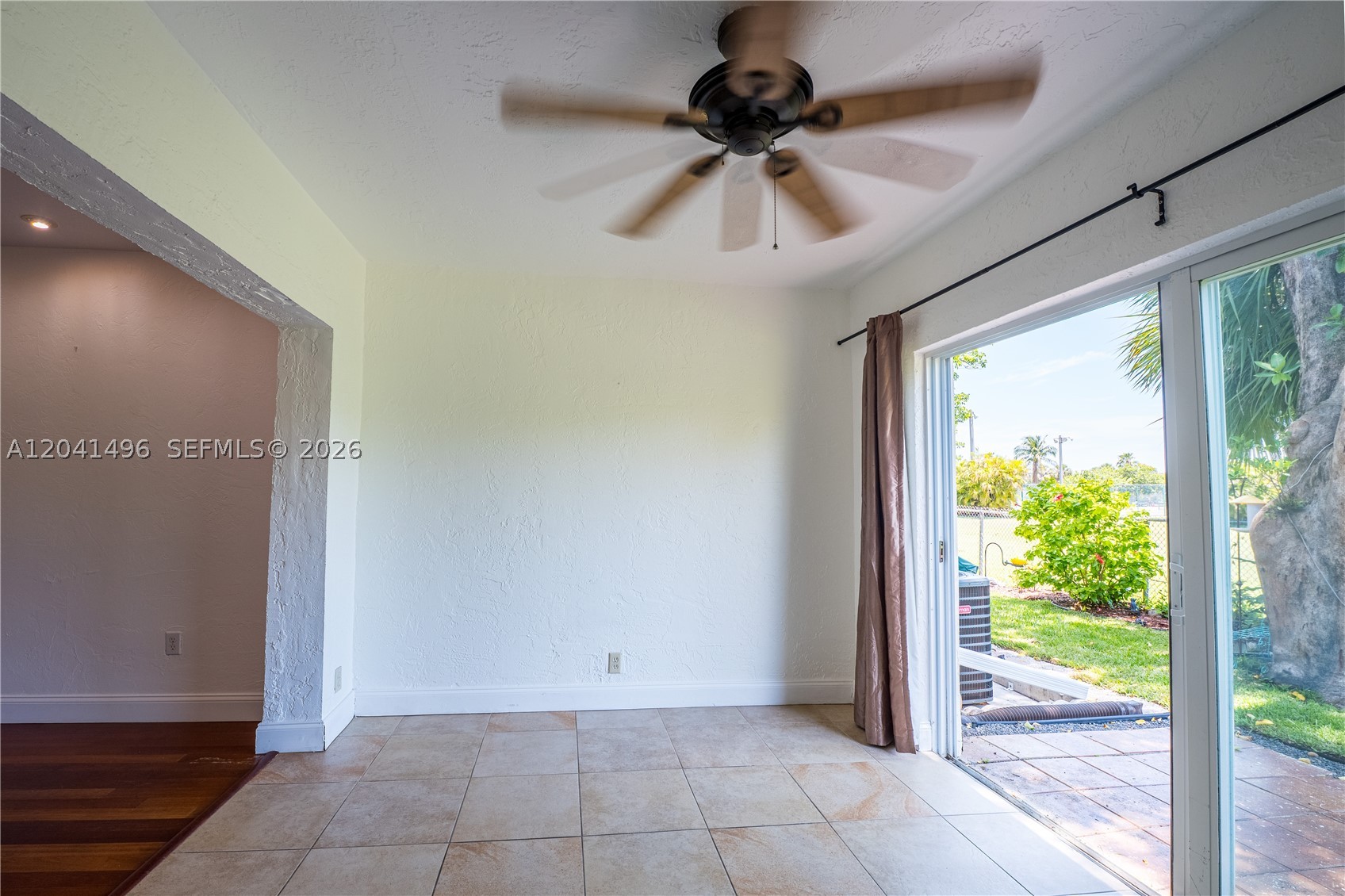SANDPIPER POINT - Residential
