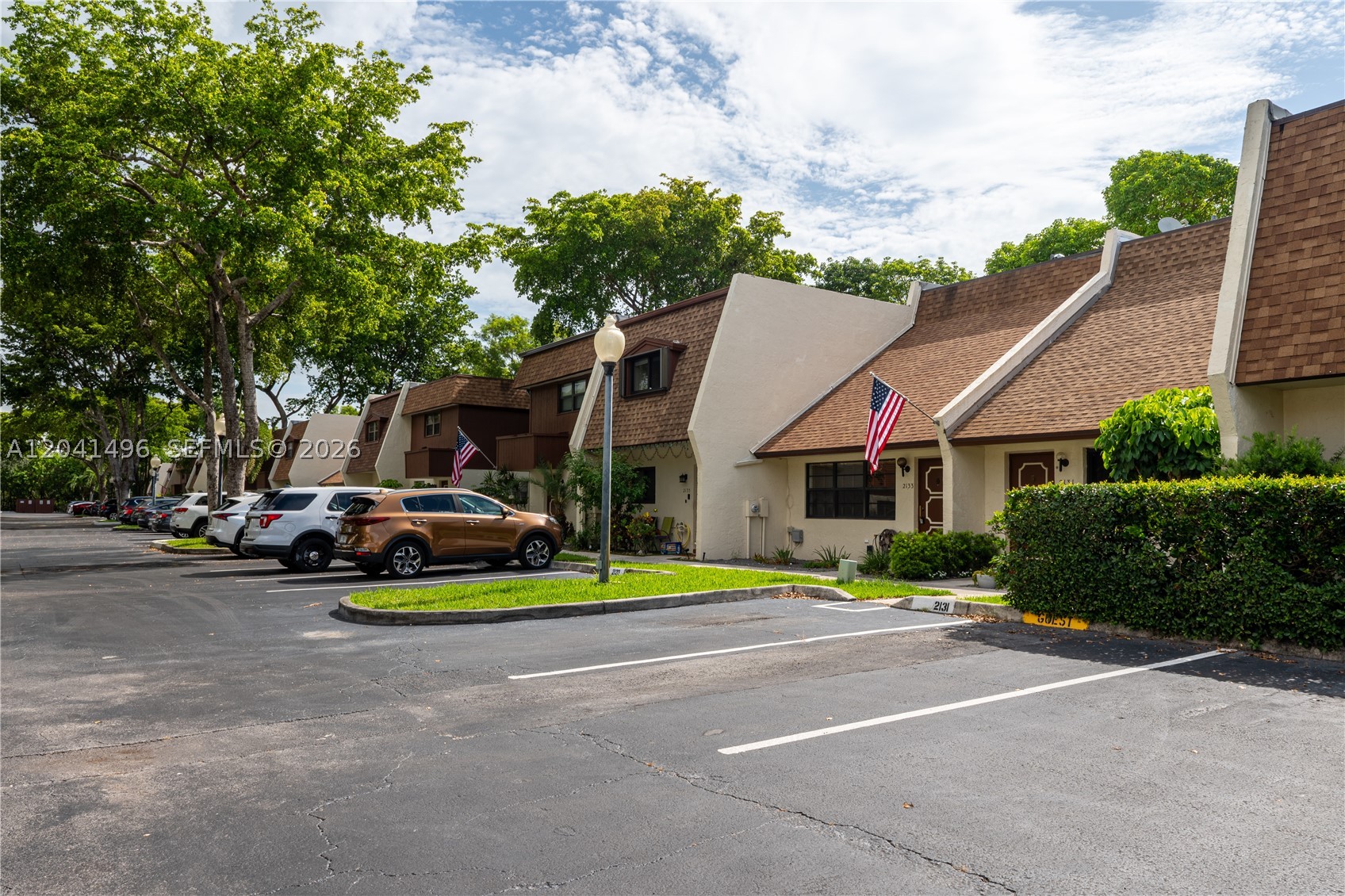 SANDPIPER POINT - Residential