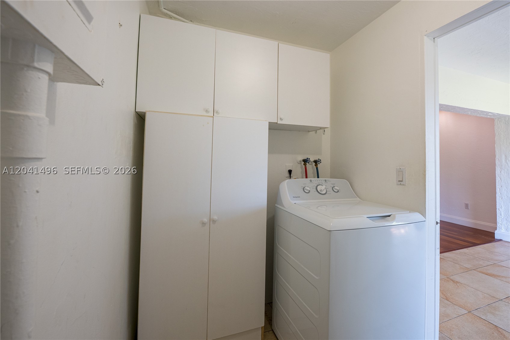 SANDPIPER POINT - Residential