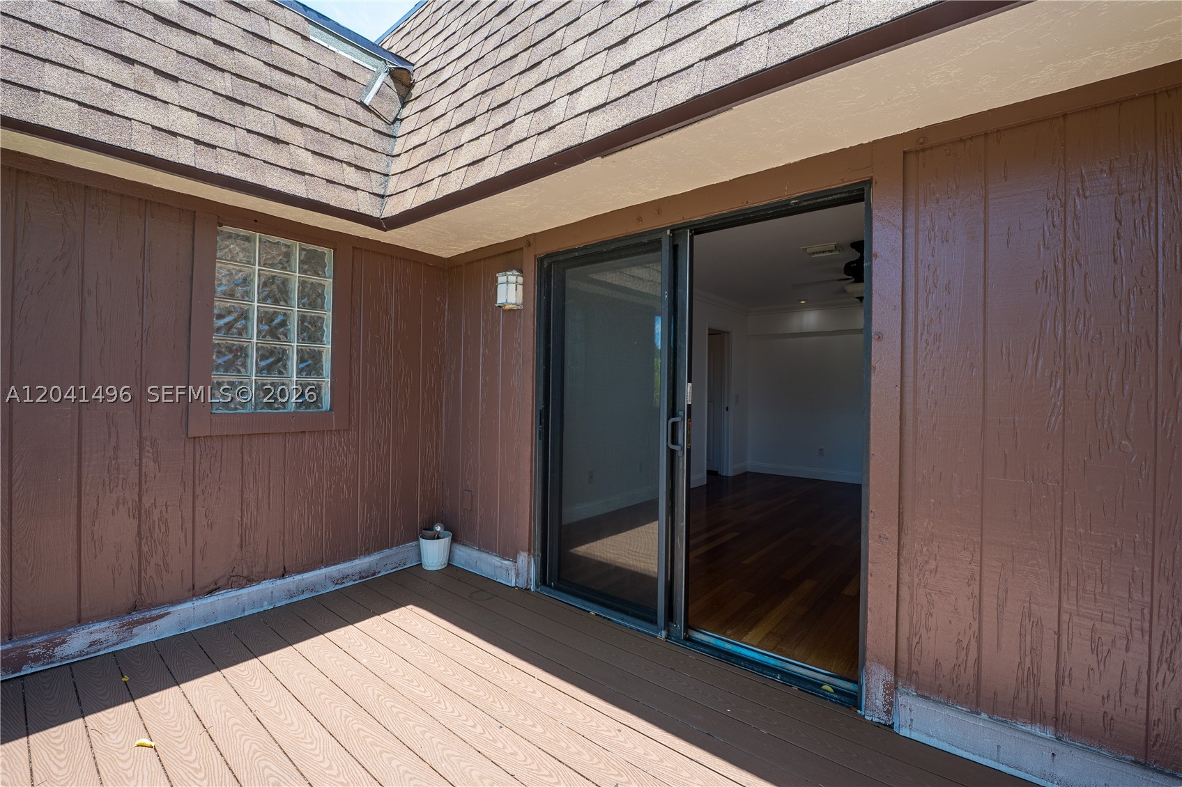 SANDPIPER POINT - Residential