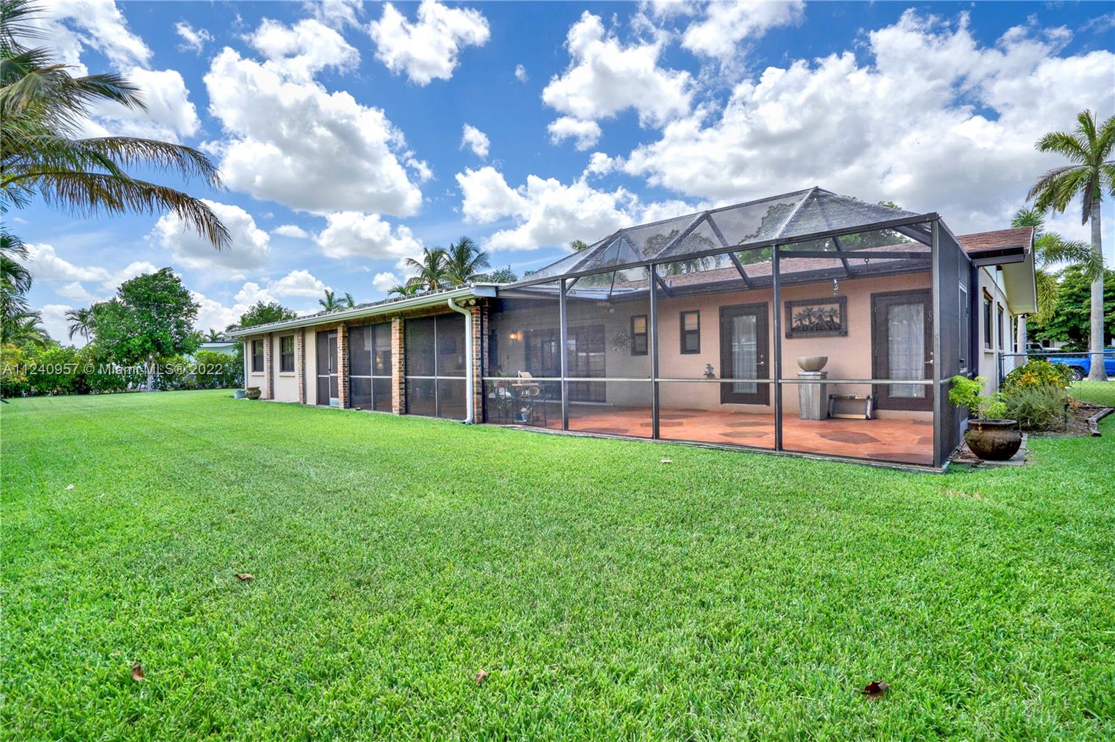 PINE SHORE SEC TWO - Residential