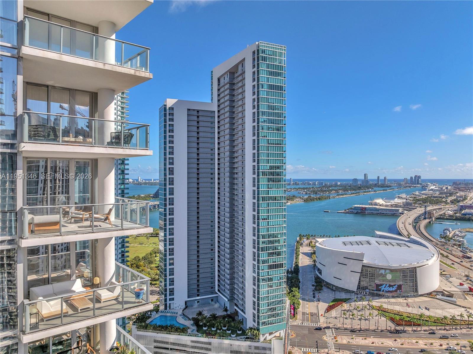 PARAMOUNT MIAMI WORLDCENT - Residential