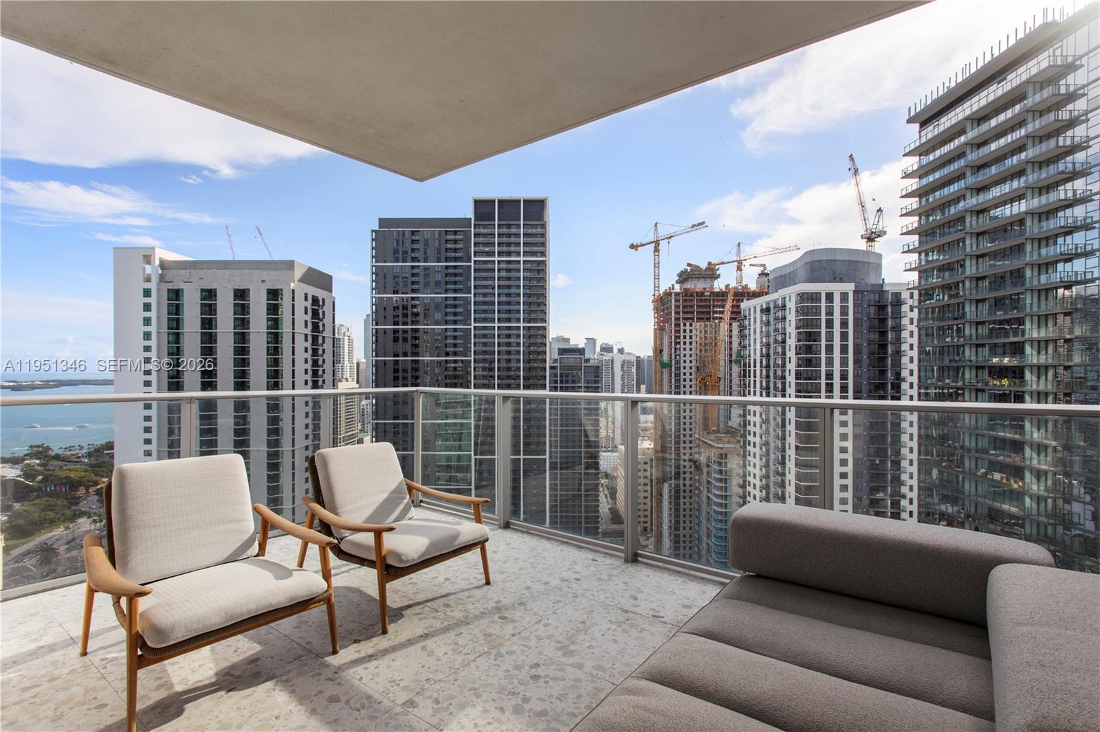 PARAMOUNT MIAMI WORLDCENT - Residential