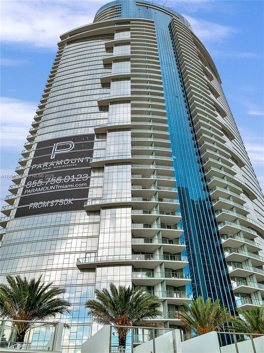 PARAMOUNT MIAMI WORLDCENT - Residential