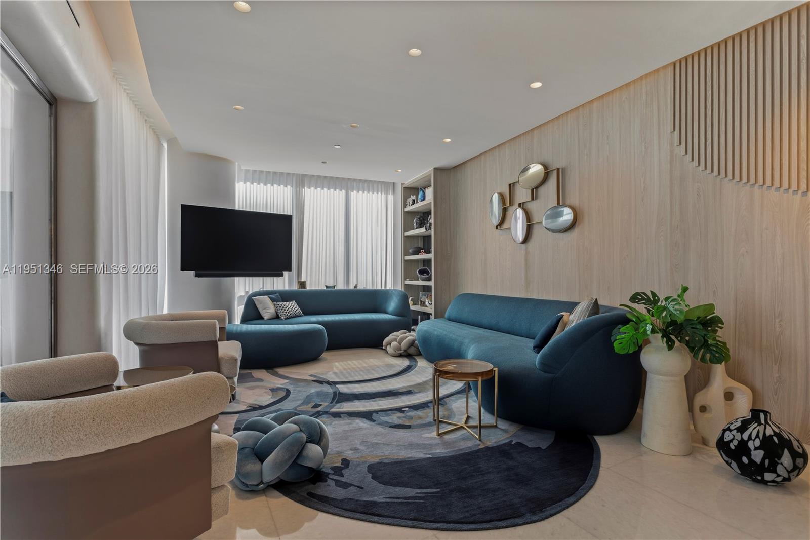 PARAMOUNT MIAMI WORLDCENT - Residential