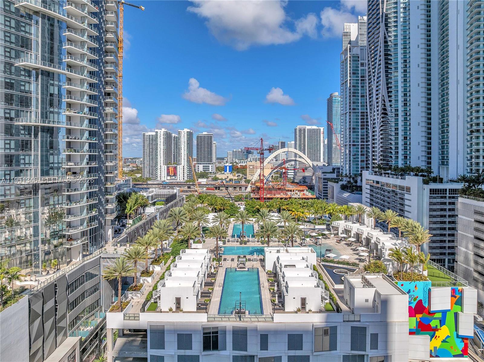 PARAMOUNT MIAMI WORLDCENT - Residential