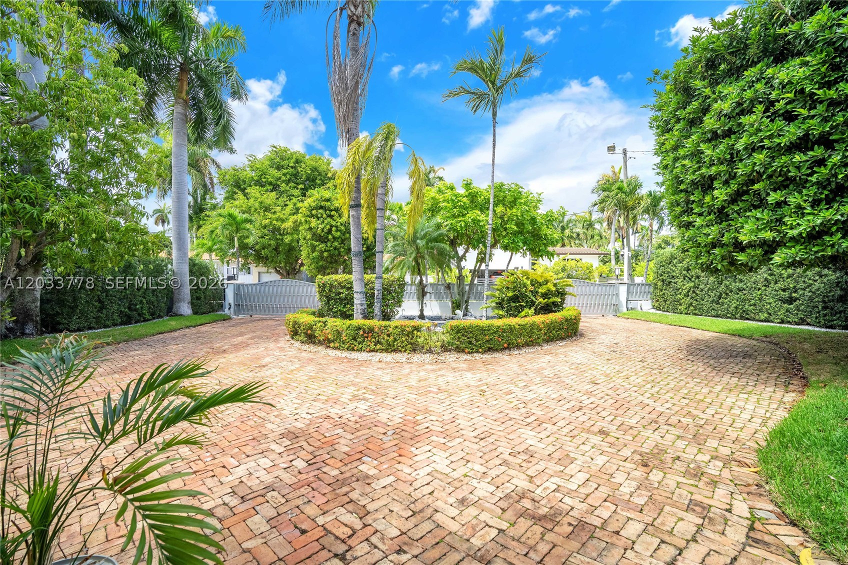 ADEMAR PARK AMD PL - Residential Lease
