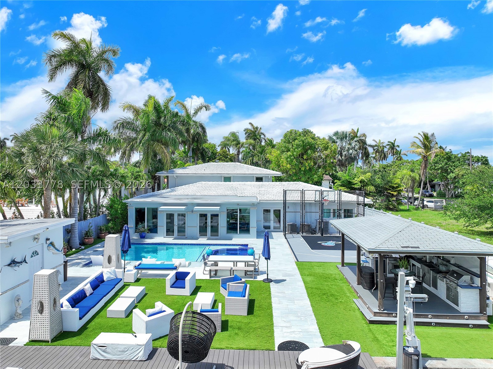 ADEMAR PARK AMD PL - Residential Lease