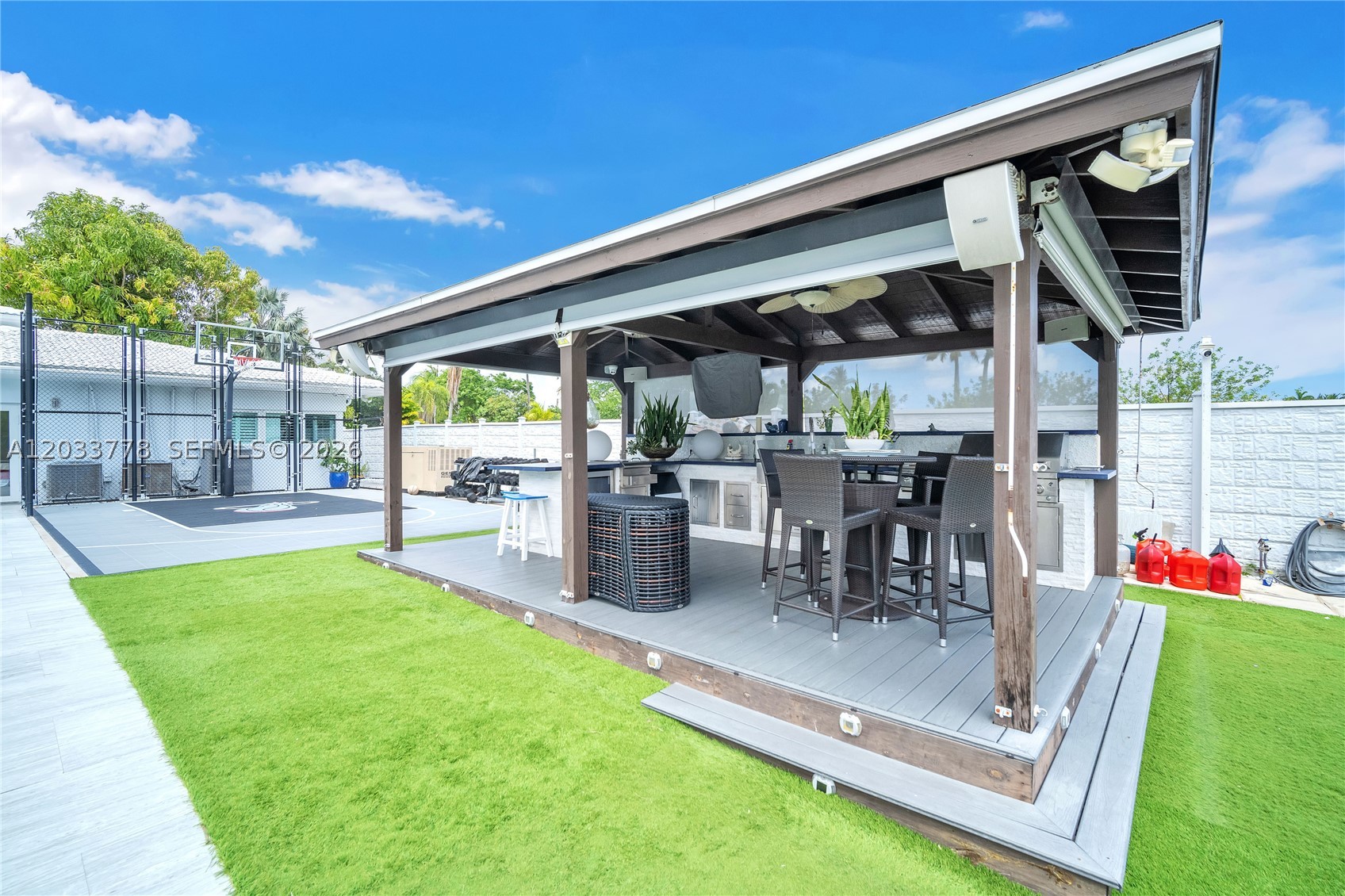 ADEMAR PARK AMD PL - Residential Lease