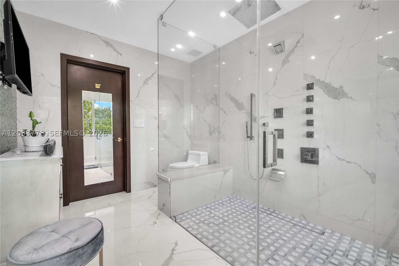 ADEMAR PARK AMD PL - Residential Lease