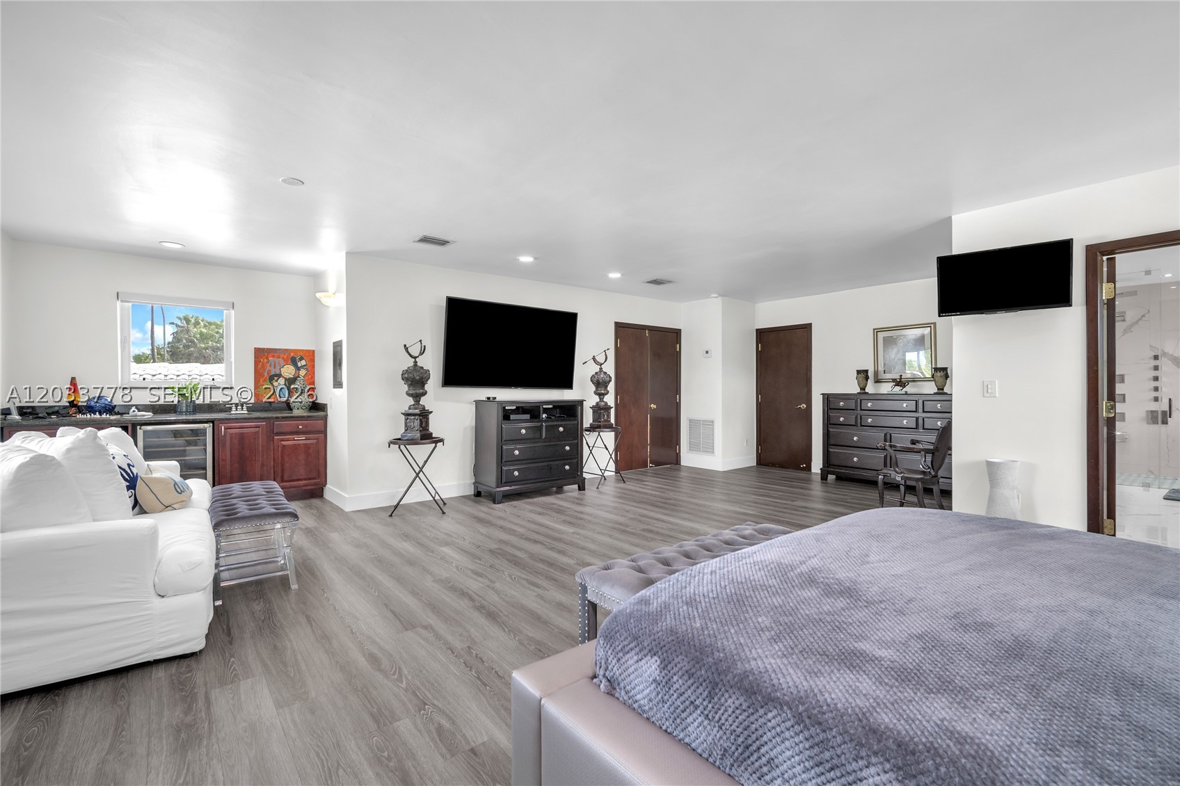 ADEMAR PARK AMD PL - Residential Lease