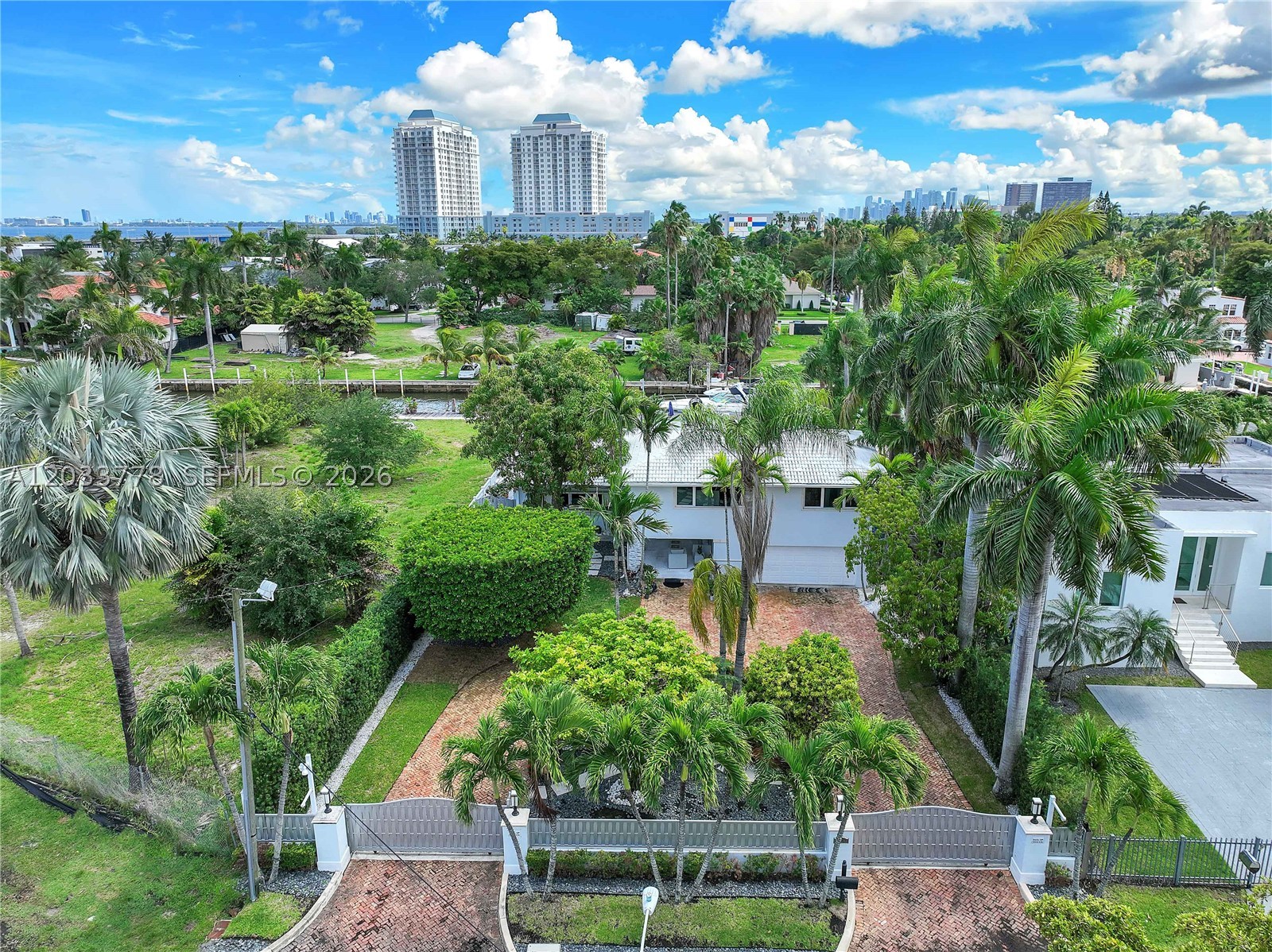 ADEMAR PARK AMD PL - Residential Lease