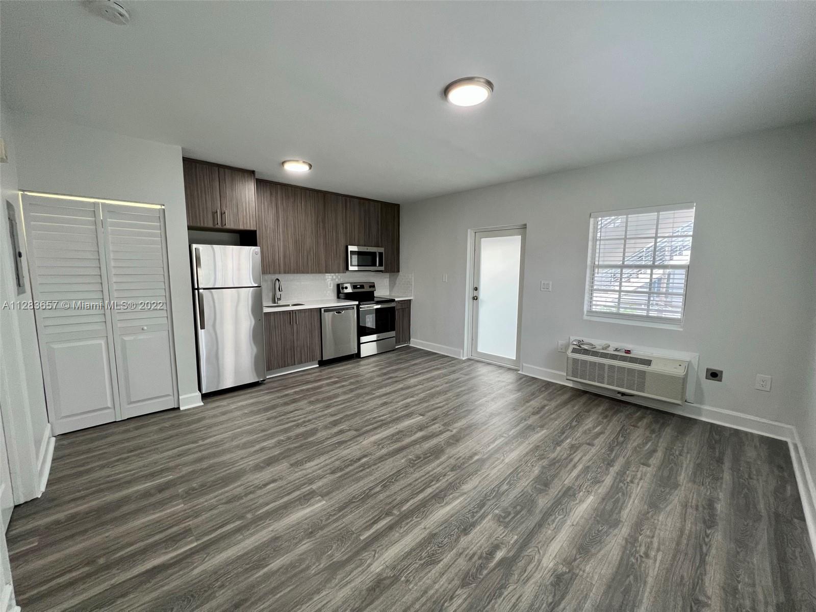 BEACH BAY SUB - Residential Lease