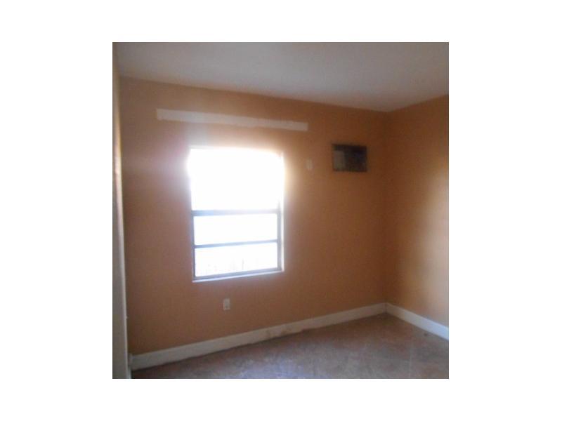 ESSEX VILLAGE-THIRD ADDIT - Residential