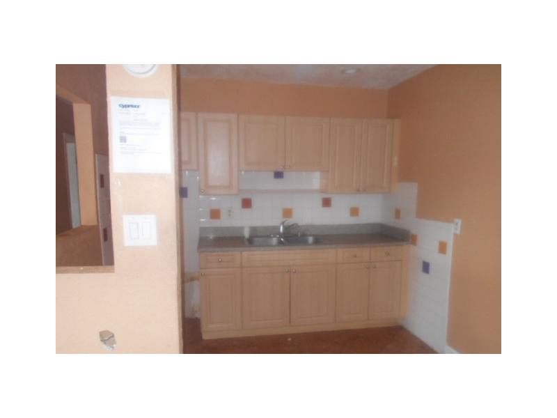 ESSEX VILLAGE-THIRD ADDIT - Residential