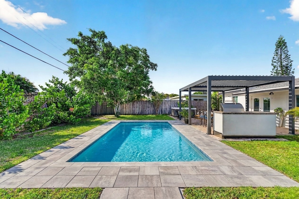 HOLLYWOOD HEIGHTS ADD SEC - Residential