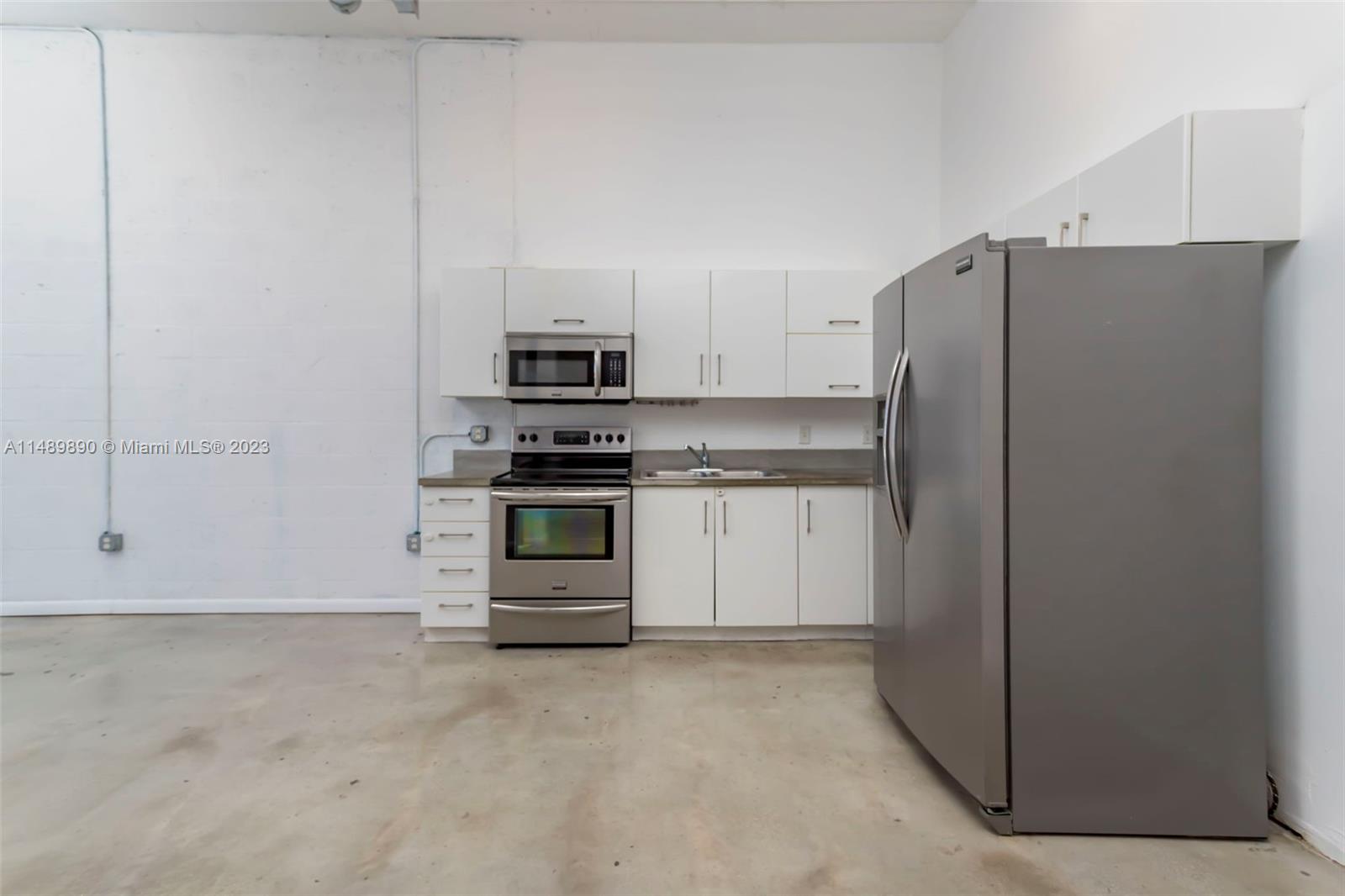 THE YORKER CONDO - Residential Lease