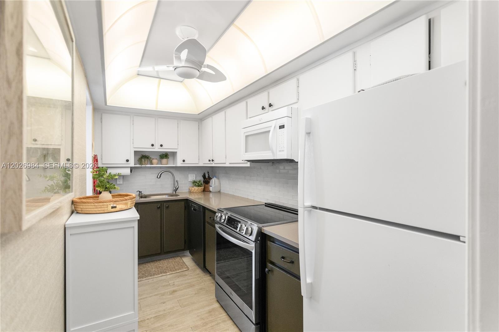COASTAL WINDS SOUTH CO-OP - Residential