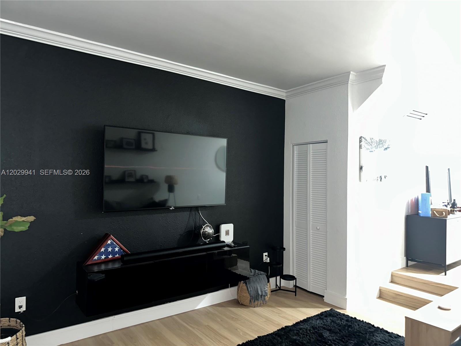 THE BERKELEY CONDO - Residential