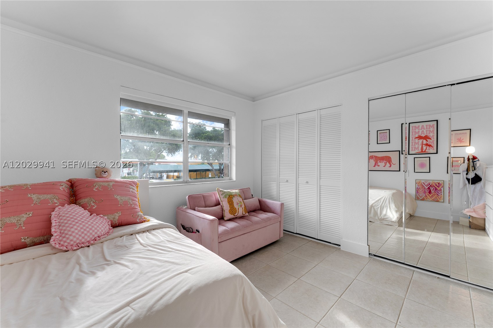THE BERKELEY CONDO - Residential