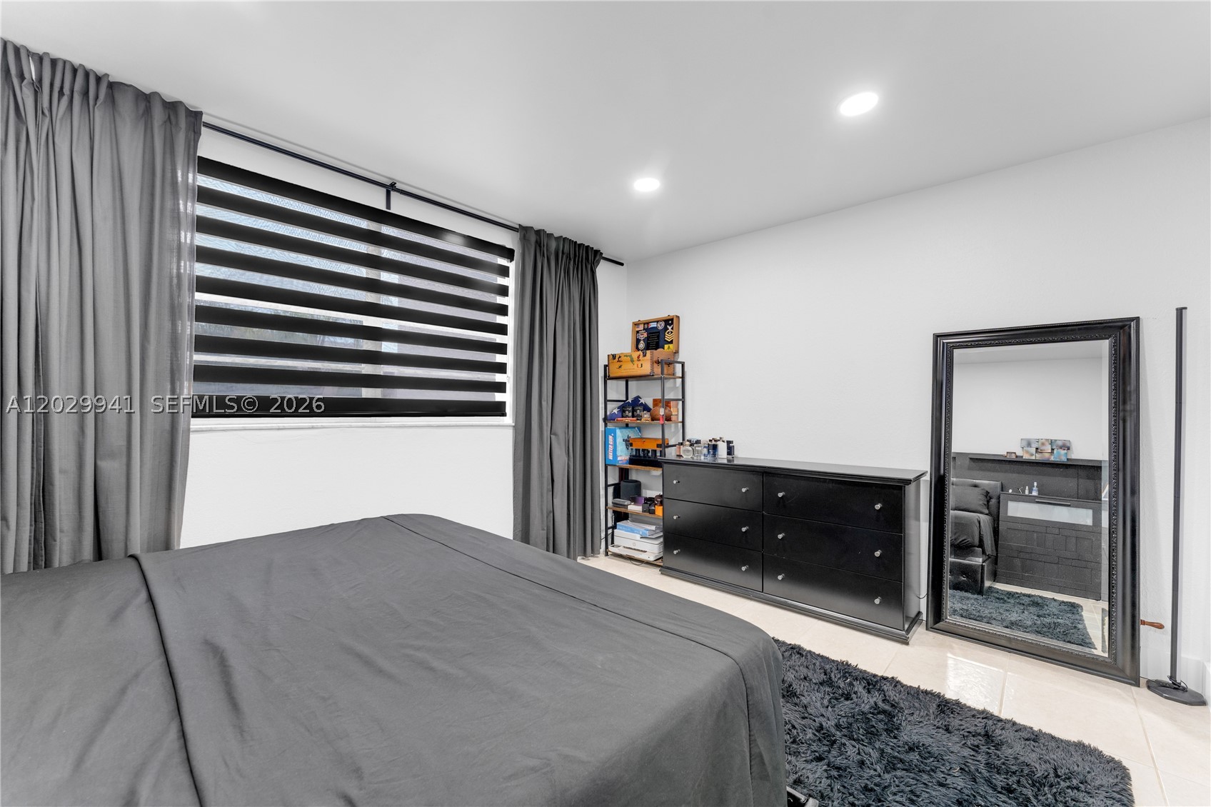 THE BERKELEY CONDO - Residential