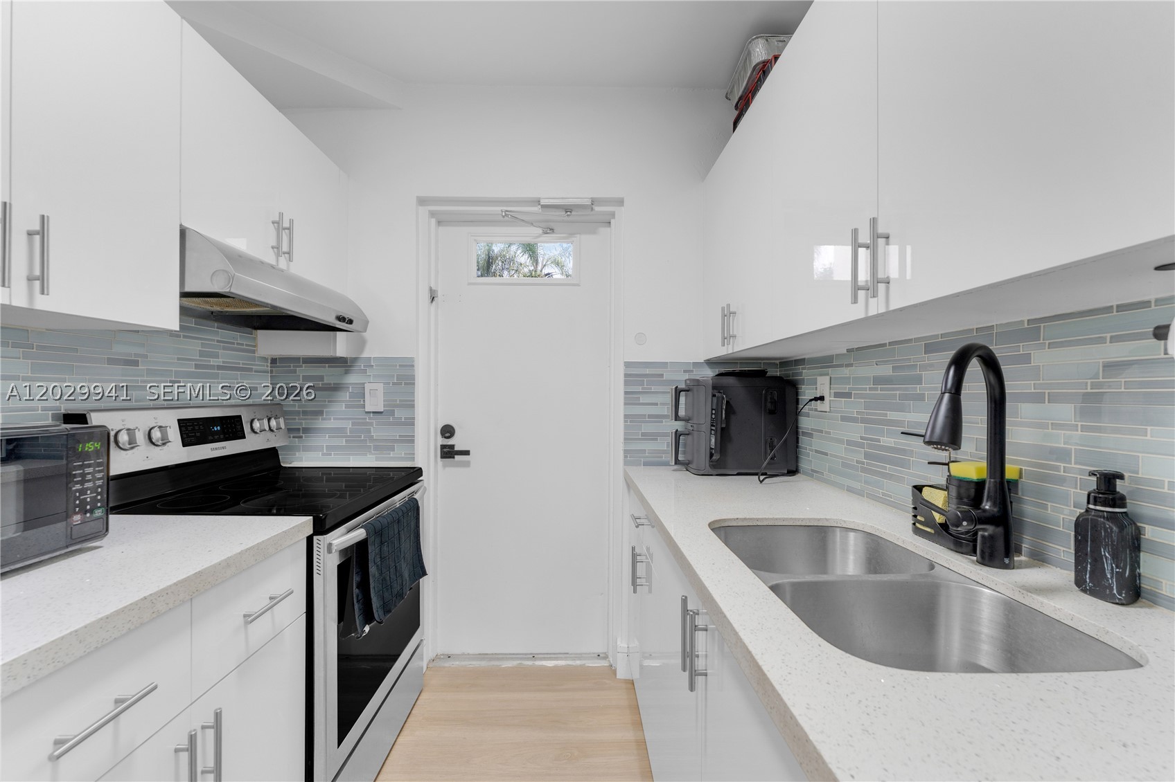 THE BERKELEY CONDO - Residential
