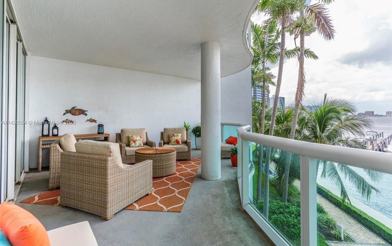 360 CONDO C - Residential