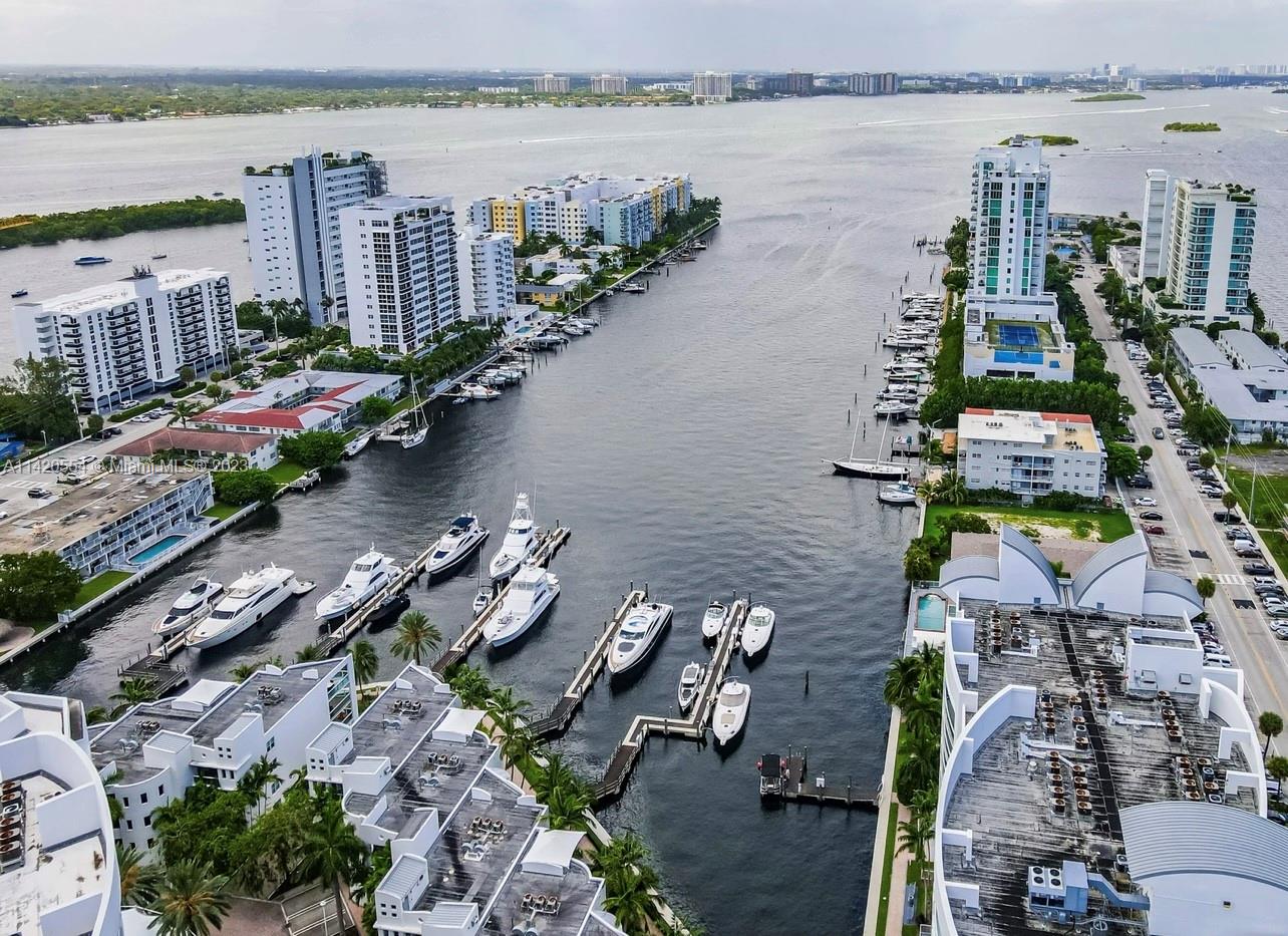 360 CONDO C - Residential