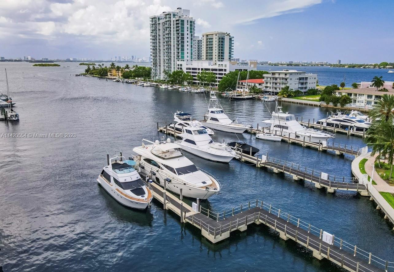 360 CONDO C - Residential