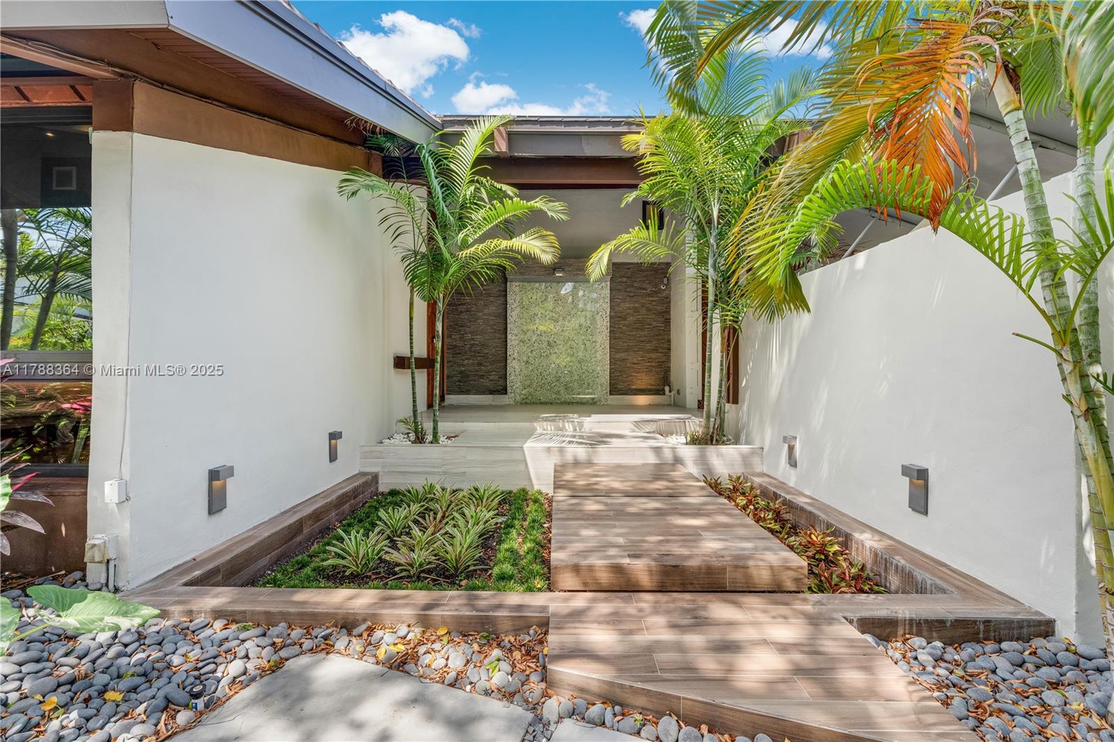SAN SOUCI ESTATES - Residential