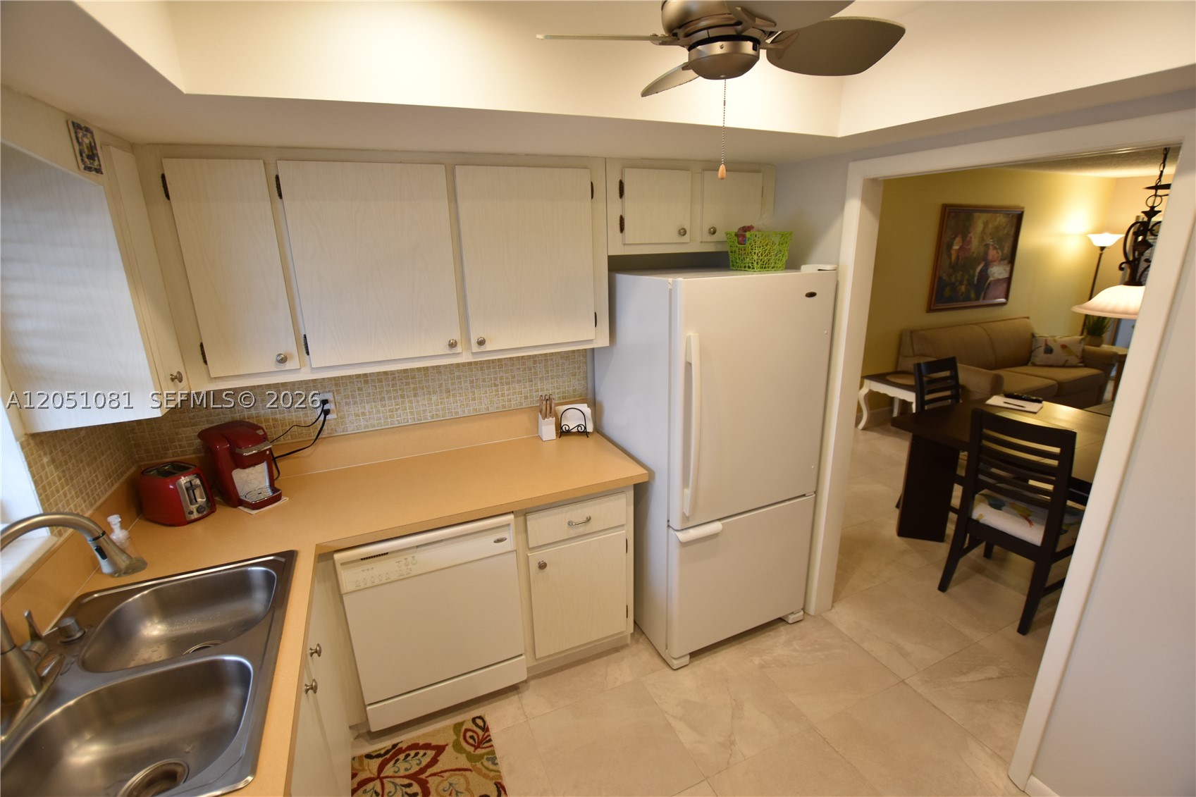 CRESTHAVEN VILLAS CONDO 2 - Residential