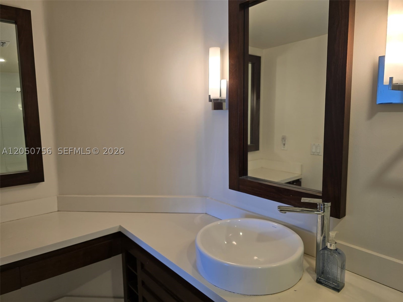 THE YACHT CLUB AT AVENTUR - Residential Lease