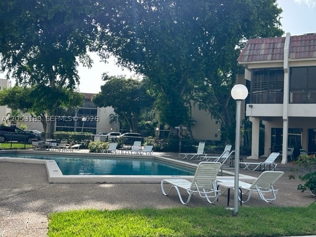 PLANTATION CLUB C CONDO - Residential
