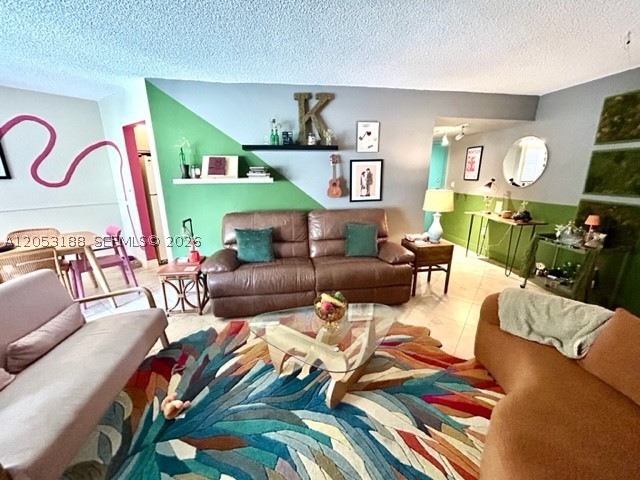 PLANTATION CLUB C CONDO - Residential