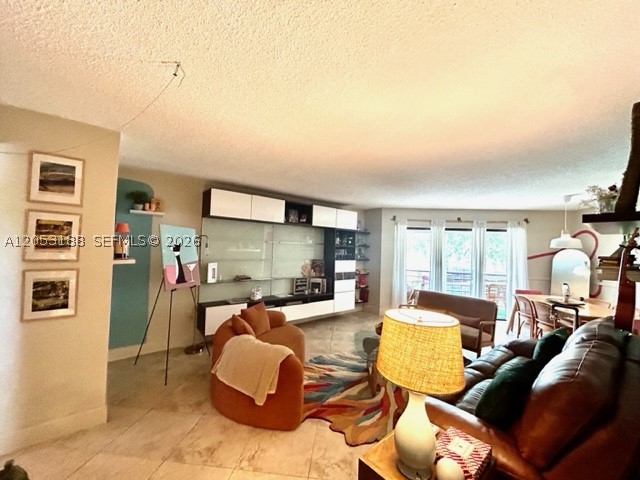 PLANTATION CLUB C CONDO - Residential