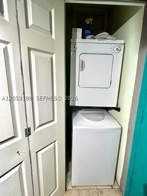 PLANTATION CLUB C CONDO - Residential